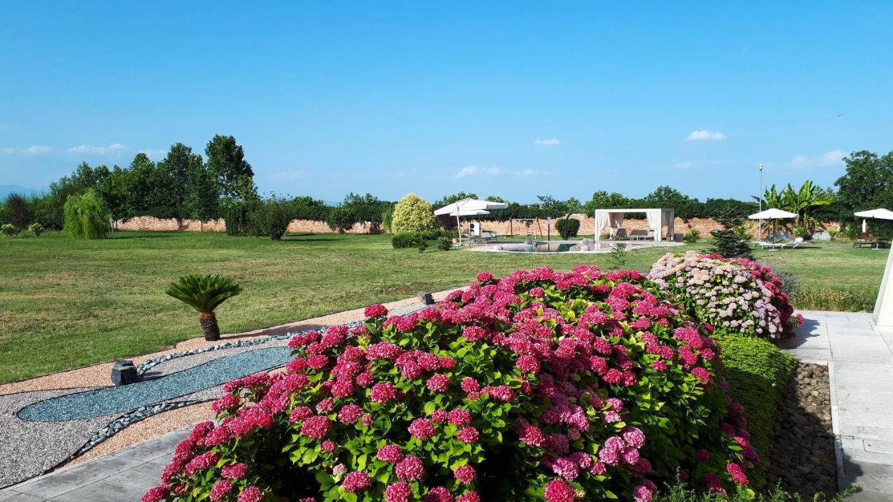 Agriturismo Casalbergo อิโซลาเดลลาสกาลา ภายนอก รูปภาพ