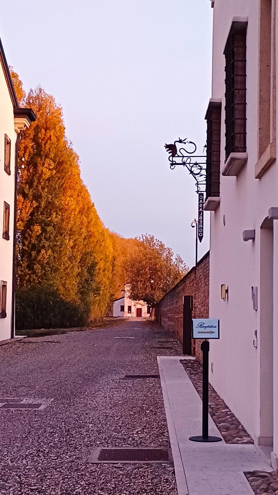 Agriturismo Casalbergo อิโซลาเดลลาสกาลา ภายนอก รูปภาพ